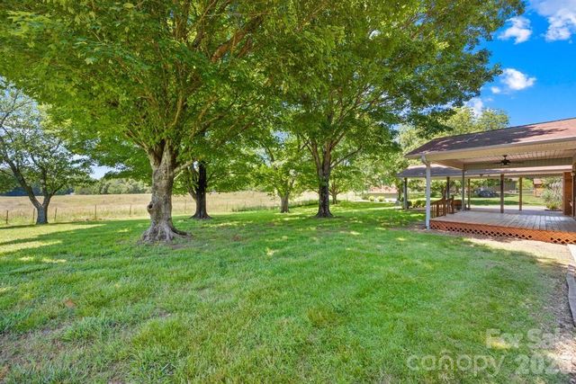 406 Kistler Farm Road, Mooresville, NC 28115
