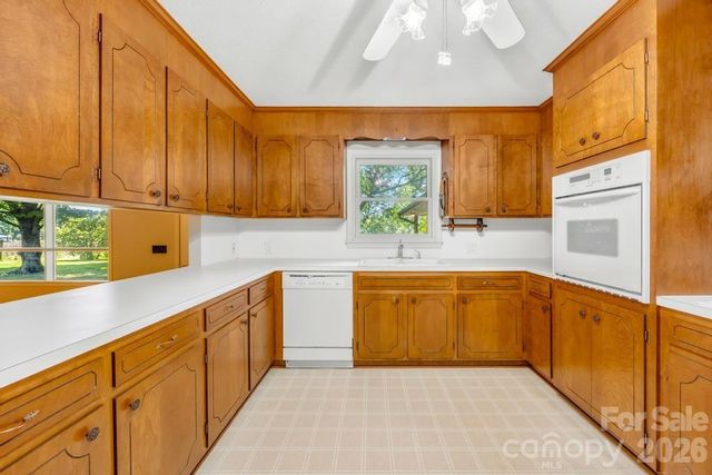 406 Kistler Farm Road, Mooresville, NC 28115