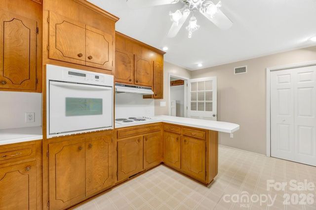 406 Kistler Farm Road, Mooresville, NC 28115