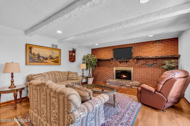 2003 Finderne Street, Oakhurst, NJ 07755