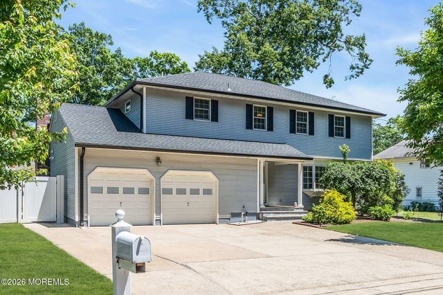 2003 Finderne Street, Oakhurst, NJ 07755