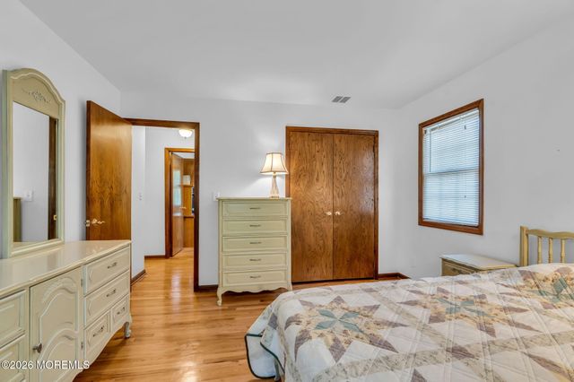 2003 Finderne Street, Oakhurst, NJ 07755