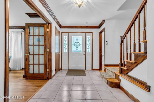2003 Finderne Street, Oakhurst, NJ 07755