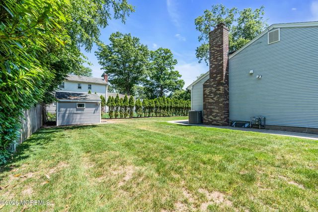 2003 Finderne Street, Oakhurst, NJ 07755