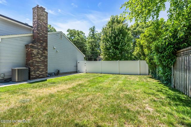 2003 Finderne Street, Oakhurst, NJ 07755