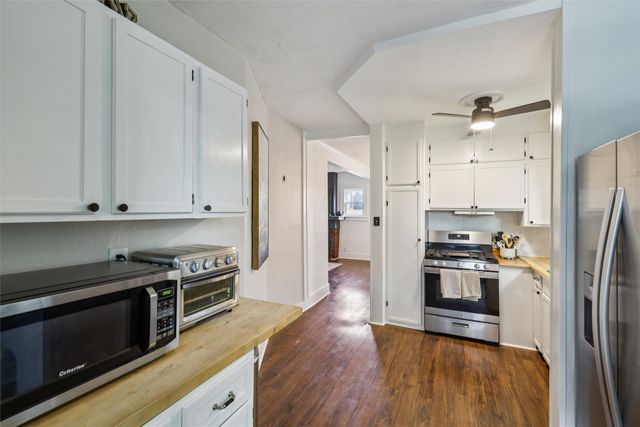 1725 41st Street, Des Moines, IA 50310