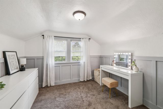 1725 41st Street, Des Moines, IA 50310