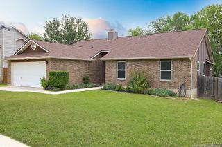 4010 Knollbend, San Antonio, TX 78247