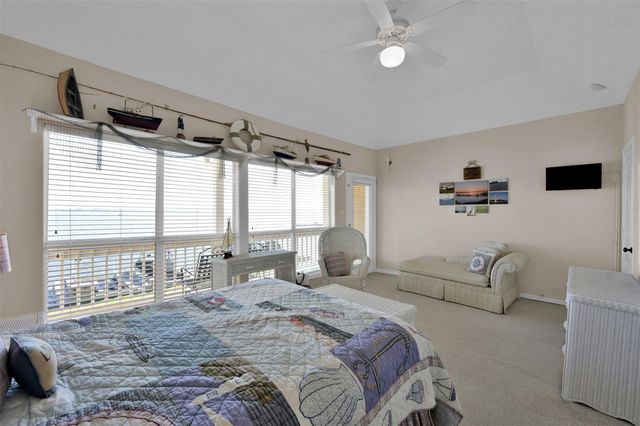 15 Regency Point, Conroe, TX 77356