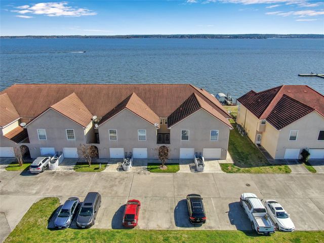 15 Regency Point, Conroe, TX 77356