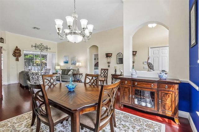 115 W BLUE WATER EDGE DRIVE, Eustis, FL 32736