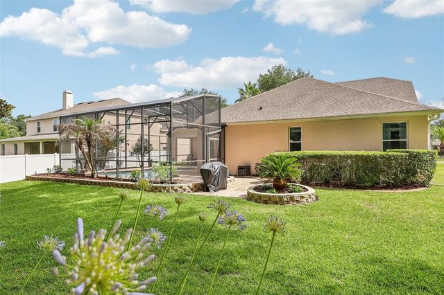 115 W BLUE WATER EDGE DRIVE, Eustis, FL 32736
