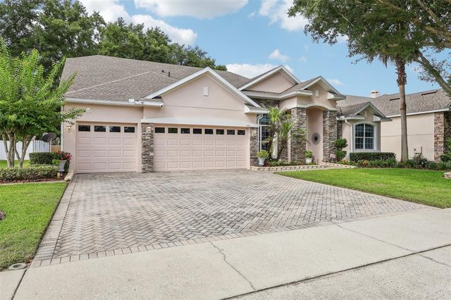 115 W BLUE WATER EDGE DRIVE, Eustis, FL 32736
