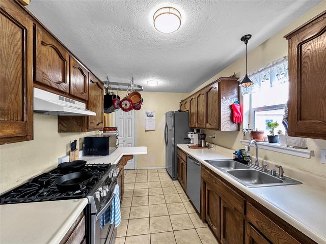 1097 Willow Way, Santa Fe, NM 87507