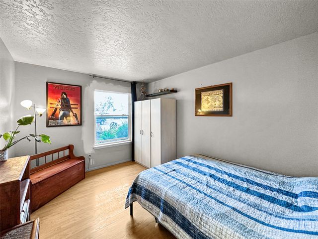 1097 Willow Way, Santa Fe, NM 87507