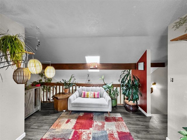 1097 Willow Way, Santa Fe, NM 87507