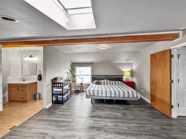 1097 Willow Way, Santa Fe, NM 87507