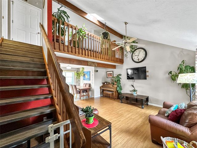 1097 Willow Way, Santa Fe, NM 87507