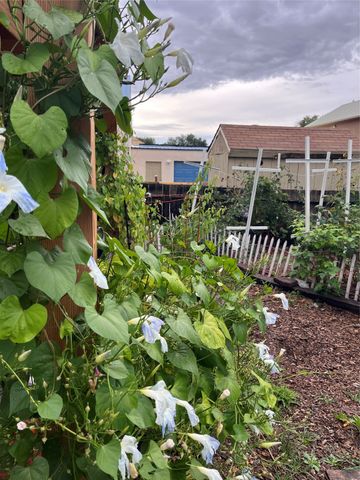 1097 Willow Way, Santa Fe, NM 87507