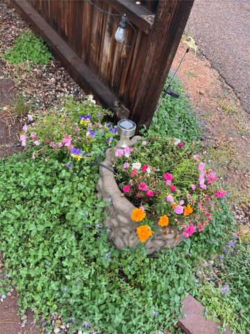 1097 Willow Way, Santa Fe, NM 87507