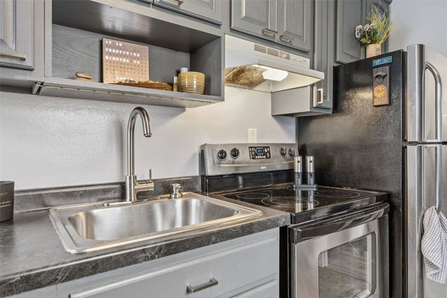 3752 F Avenue NE, Cedar Rapids, IA 52402