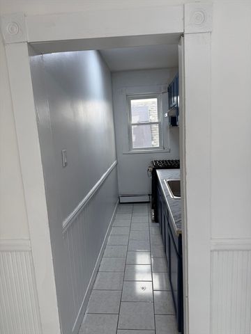 45 Cedar St 3, Lawrence, MA 01841