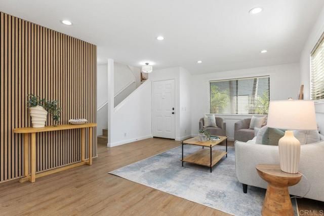 363 HEMLOCK Avenue C, Carlsbad, CA 92008