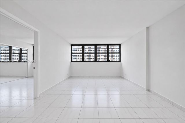 2049 S Ocean Drive PH4, Hallandale Beach, FL 33009