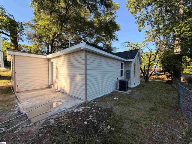 1218 S Fant Street, Anderson, SC 29624