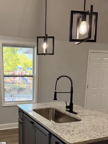 1218 S Fant Street, Anderson, SC 29624