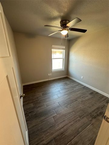 3102 Stonewall DR B, Temple, TX 76501