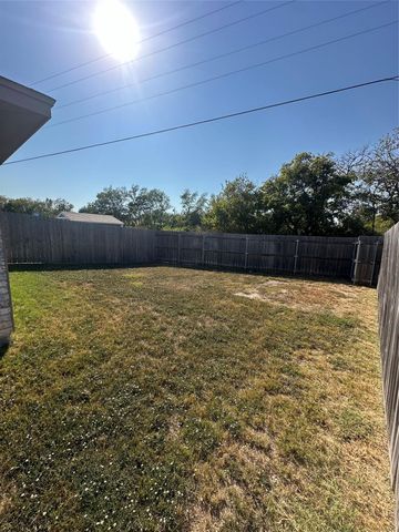 3102 Stonewall DR B, Temple, TX 76501