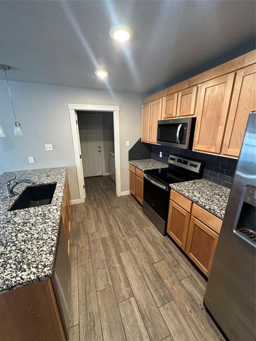 3102 Stonewall DR B, Temple, TX 76501