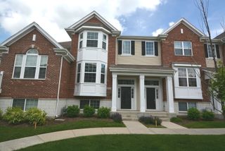 2953 Madison Drive 2953, Naperville, IL 60564