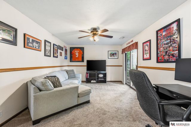 6632 S 86th Avenue Circle, Ralston, NE 68127