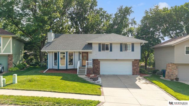 6632 S 86th Avenue Circle, Ralston, NE 68127