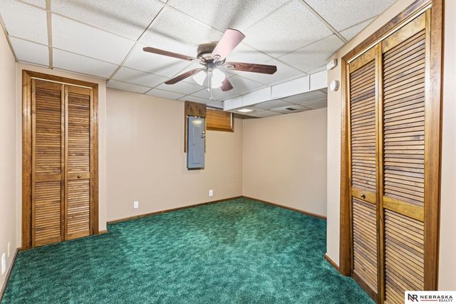 6632 S 86th Avenue Circle, Ralston, NE 68127