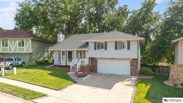 6632 S 86th Avenue Circle, Ralston, NE 68127