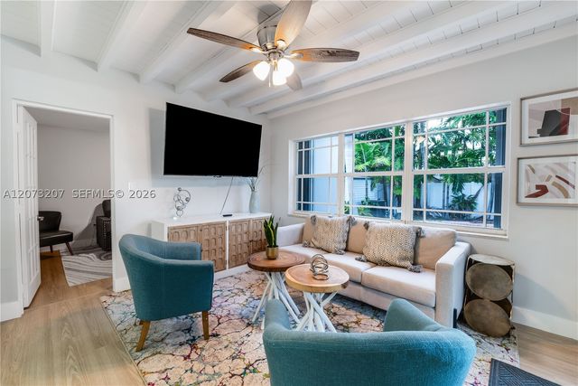 317 SE 3rd Ter, Dania Beach, FL 33004