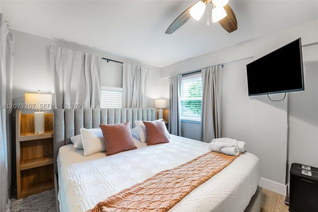 317 SE 3rd Ter, Dania Beach, FL 33004