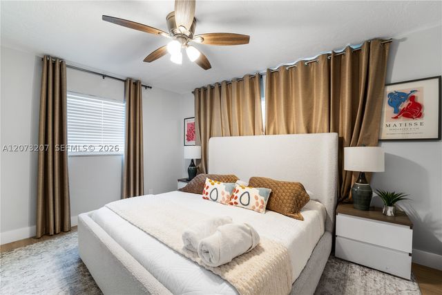 317 SE 3rd Ter, Dania Beach, FL 33004