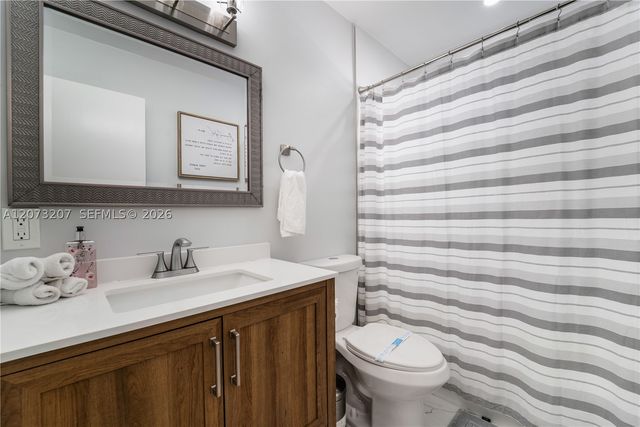 317 SE 3rd Ter, Dania Beach, FL 33004