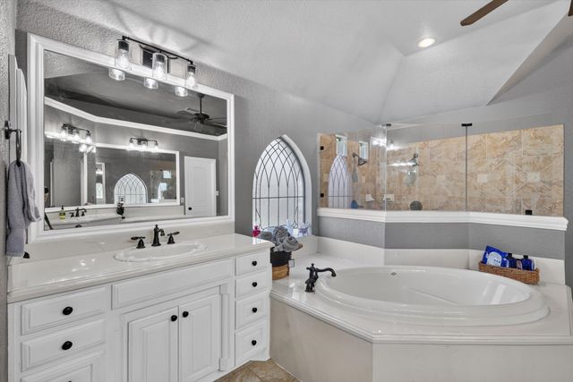 324 Arbor Lane, Haslet, TX 76052