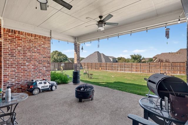 324 Arbor Lane, Haslet, TX 76052