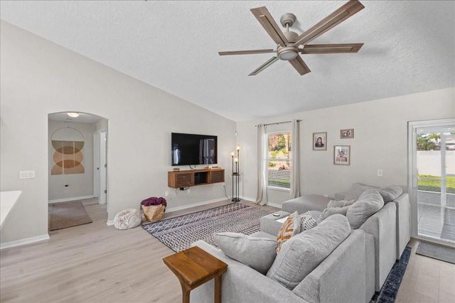 342 MARINERS GATE DRIVE, Edgewater, FL 32141