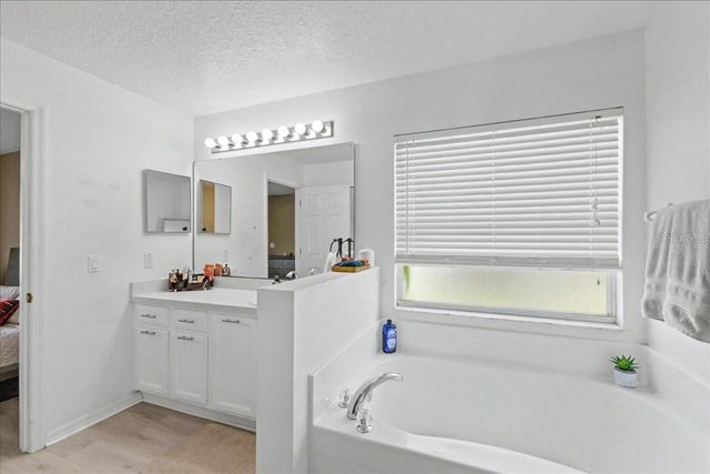 342 MARINERS GATE DRIVE, Edgewater, FL 32141