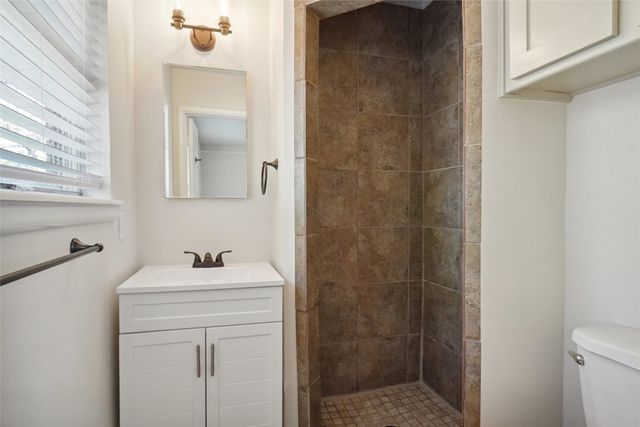 1125 Mason Drive, Hurst, TX 76053