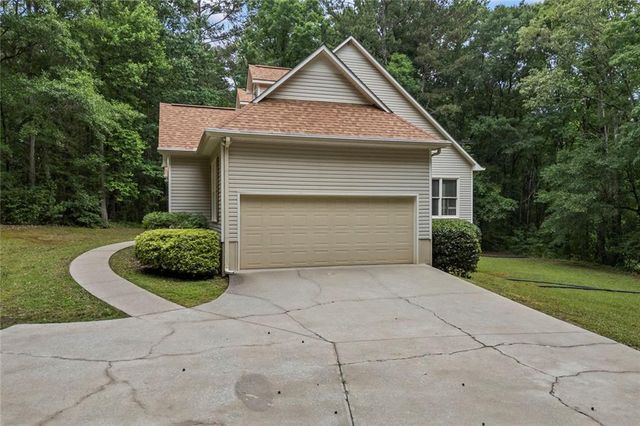 2256 Shadow Wood Drive, Monroe, GA 30656