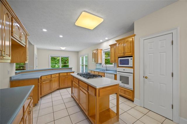 2256 Shadow Wood Drive, Monroe, GA 30656