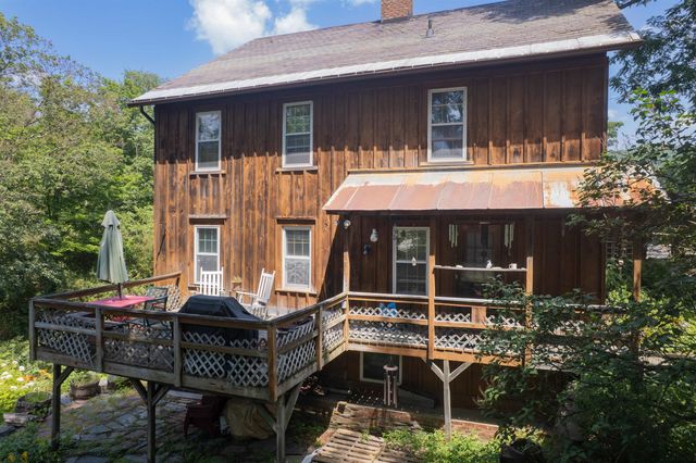 212 Thrall Road, Poultney, VT 05764